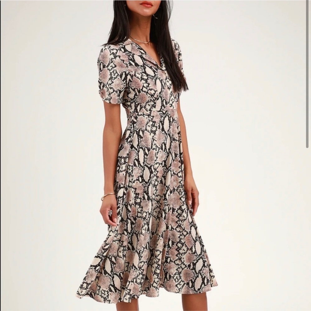 Lulu’s Snake Print Midi Collared Dress Small